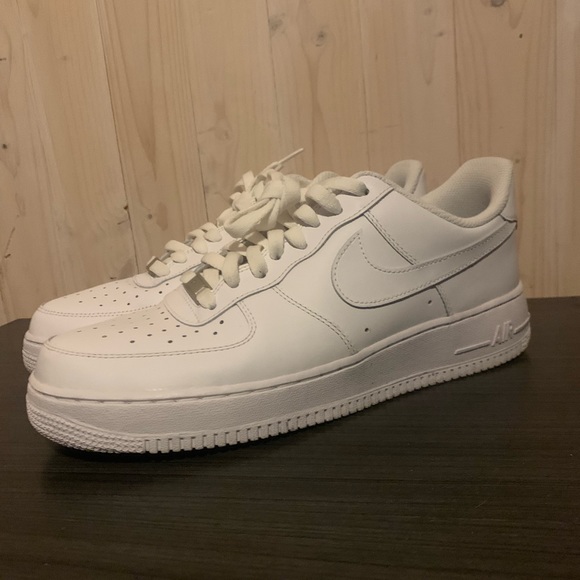 4 pairs of jordans and nike(no boxes) - Picture 6 of 7